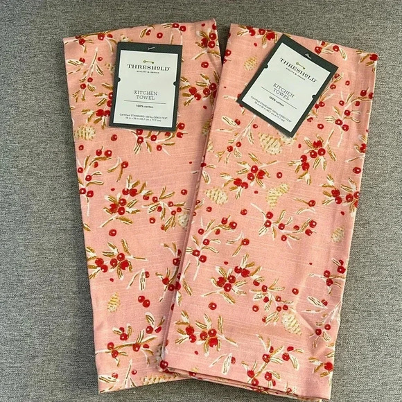 Threshold Pink Berries Handtowel Set - Picture 1 of 3